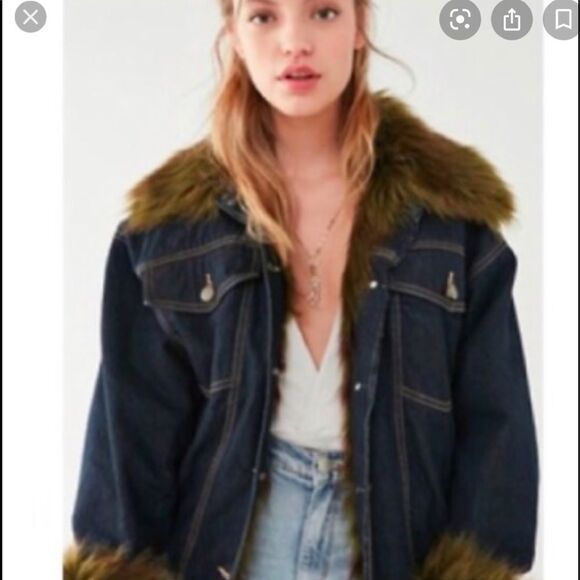 Urban Outfitters BDG Trucker Jacket w/Faux Fur - Picture 1 of 15